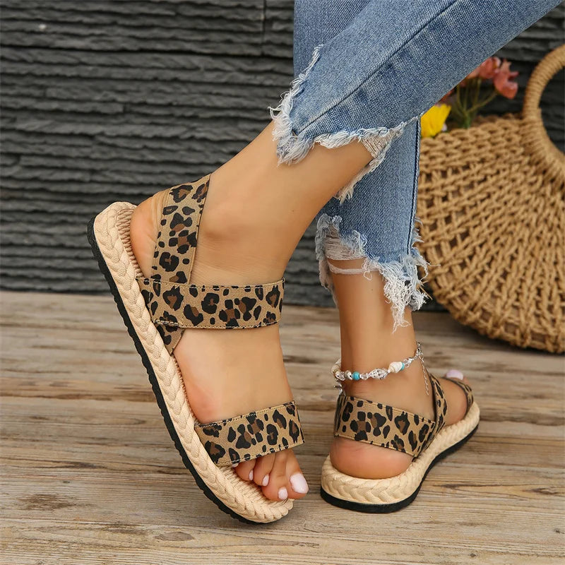 2024 New Women's fashion trend anti-slip wear-resistant multi-color matching elastic flat sandals